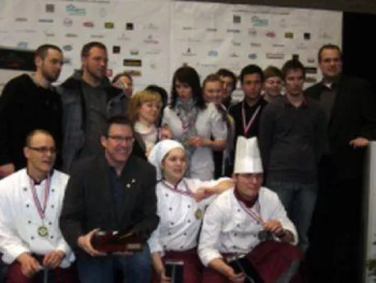 Medaillensegen in Maastricht – Goldmedaillen, Silbermedaillen und drei Wandertrophäen Bild: Medaillensegen in Maastricht – Goldmedaillen, Silbermedaillen und drei Wandertrophäen