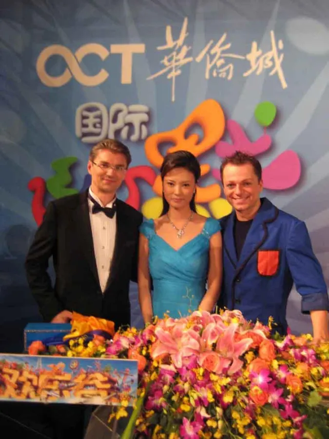 Timo Marc mit den chinesischen Star-TV-Moderatoren