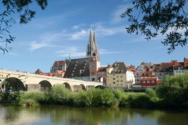 Bild: UNESCO-Welterbe Regensburg ist ein beliebtes Reiseziel für Oldenburger