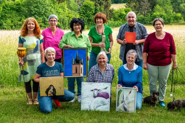 Bild: „Kunst auf der Höhe“ / Kunstausstellung und – Markt am 23. und 24. Juli 2022 in Rauenthal