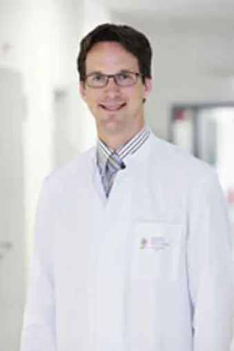 Bild: Privatdozent Dr. med. Christian von Bary (42) wird Chefarzt im Rotkreuzklinikum München