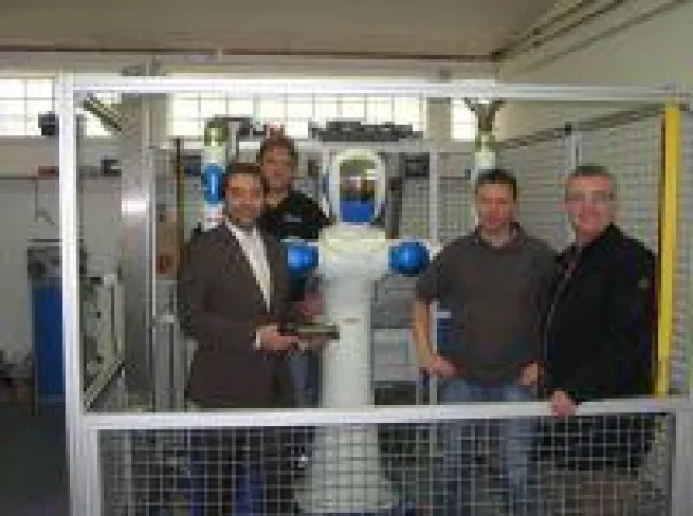 Rohrbearbeitung durch Rohrtrennautomaten Bild: Rohrbearbeitung durch Rohrtrennautomaten