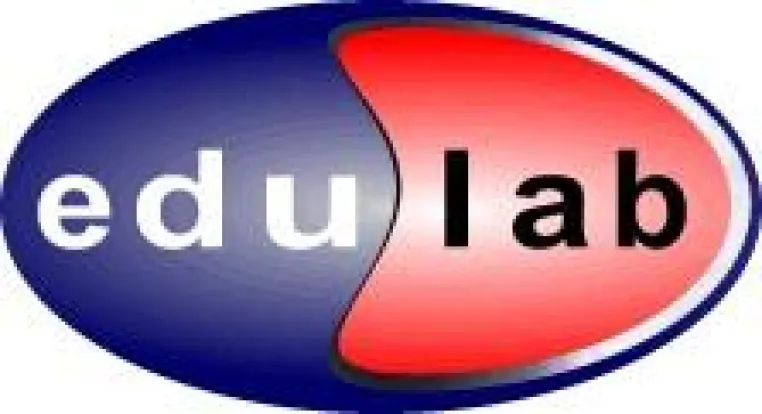 Bild: Mit über 100 neuen Seminarterminen zu Skills und Medien-Themen startet edulab in das Jahr 2010