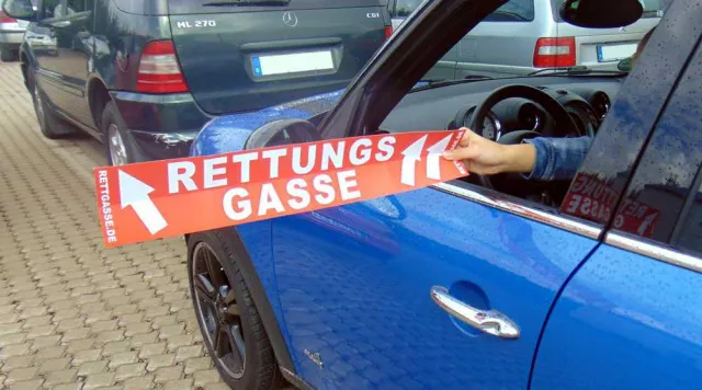 Bild: HINWEISKARTE "RETTUNGSGASSE"