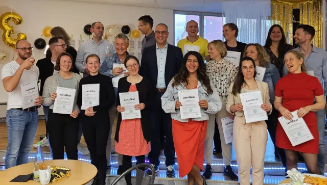 Bild: Würzburger Akademie für Empowerment-Coaching bildet 20 neue Coaches aus