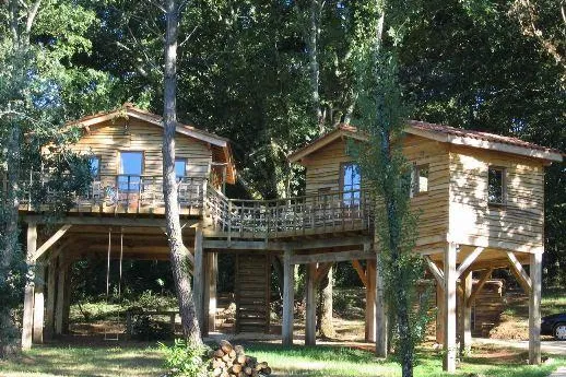 Bild: Baumhaus, Windmühle & Höhlenwohnung / Außergewöhnliche Ferienunterkünfte auf Homelidays.com