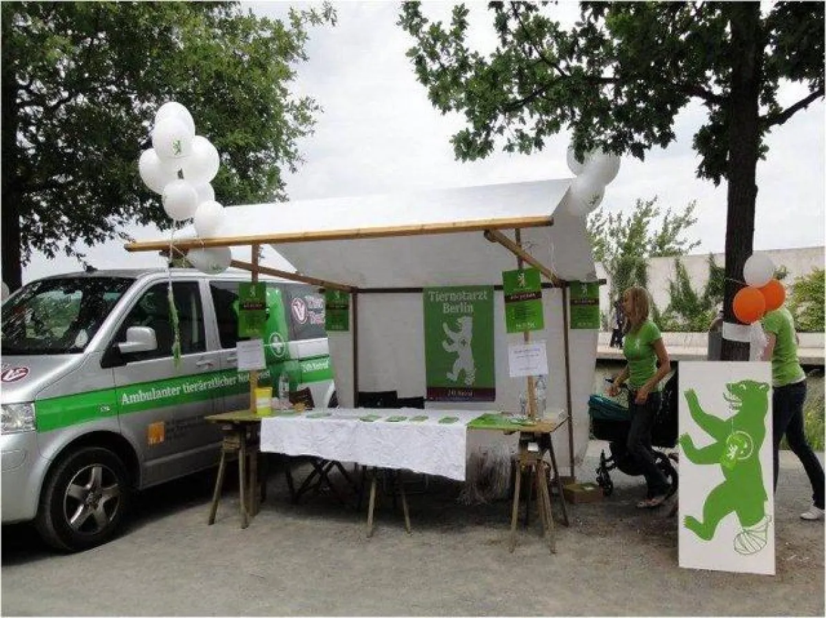 Der Stand vom Tiernotarzt Berlin