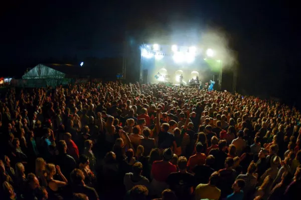 Bild: Vielseitiges Rahmenprogramm beim Rocken am Brocken-Festival sowie weitere DJs und Bandcontestgewinner