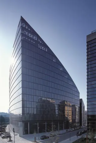 Bild: ISO-Gruppe zieht in den Main Triangel, Frankfurt