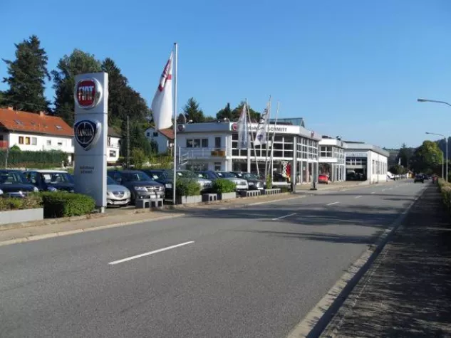 Bild: Fiat Schmitt eröffnet virtuelles Autohaus