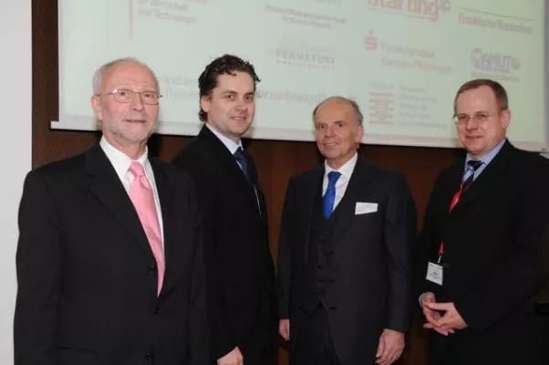 Bild: Volles Haus bei der AUFSCHWUNG 2008
