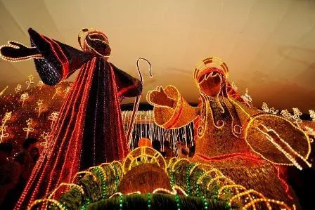 Bild: Ungewöhnliche Weihnachtszeit Medellín lädt zum Lichterfest der Superlative