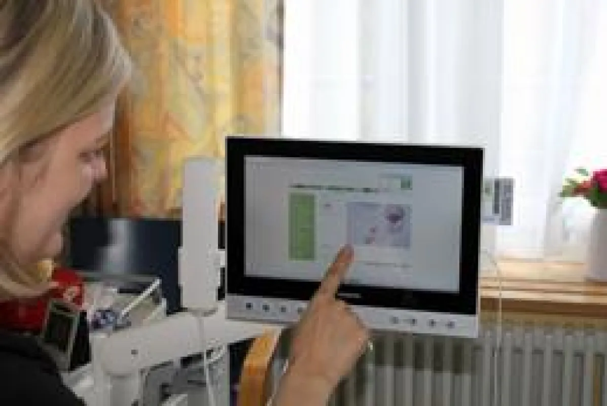 So können sich die Patienten jetzt die Zeit vertreiben: zum Beispiel vom Wochenbett aus durch die Ba
