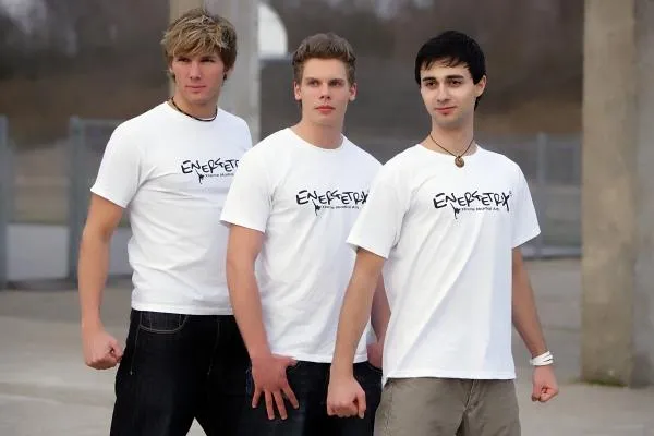 Extreme Martial Arts begeistert die Massen Bild: Extreme Martial Arts begeistert die Massen