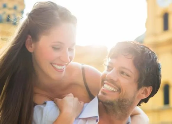 Bild: Weiß um jeden Preis? Weißere Zähne durch Hausmittel