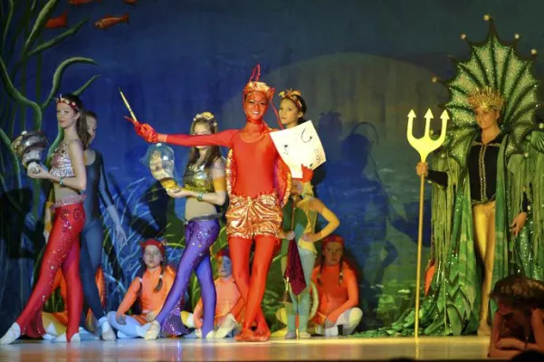 Ballett "Aladin und die Wunderlampe" am 3. u. 4. November 2012 auf der Theaterbühne im Kurhausaal Bad Neuenahr Bild: Ballett "Aladin und die Wunderlampe" am 3. u. 4. November 2012 auf der Theaterbühne im Kurhausaal Bad Neuenahr