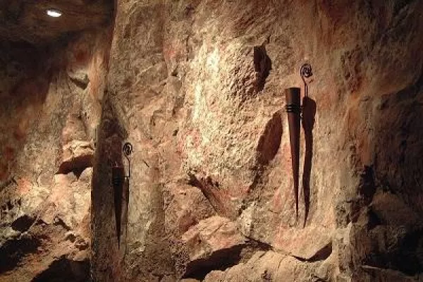 Steine und Felsen überwinden die Schwerkraft Bild: Steine und Felsen überwinden die Schwerkraft