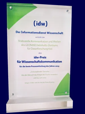 Bild: idw-Preis zeichnet Texte über schrumpfende Dorsche, KI-Wahlhilfen und Willkommensklassen aus 