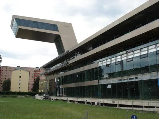 Bild: ekz.bibliotheksservice GmbH richtet neue Stadtbibliothek in Salzburg ein