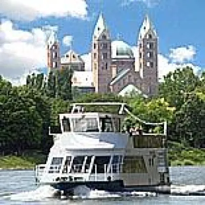 Bild: Gewählt in die Top Ten der beliebtesten Orte: Der Speyerer Dom