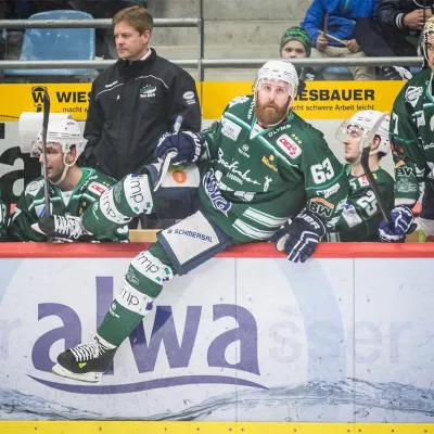 Vertragsverlängerung: alwa bleibt Premiumsponsor der Bietigheim Steelers Bild: Vertragsverlängerung: alwa bleibt Premiumsponsor der Bietigheim Steelers