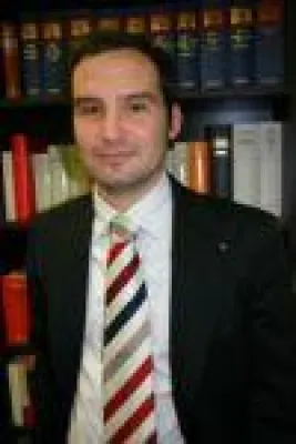 Bild: Schmerzensgeld nach Zahnarztbehandlung, weil Schmerzen nach dem Eingriff nicht hinreichend behandelt wurden