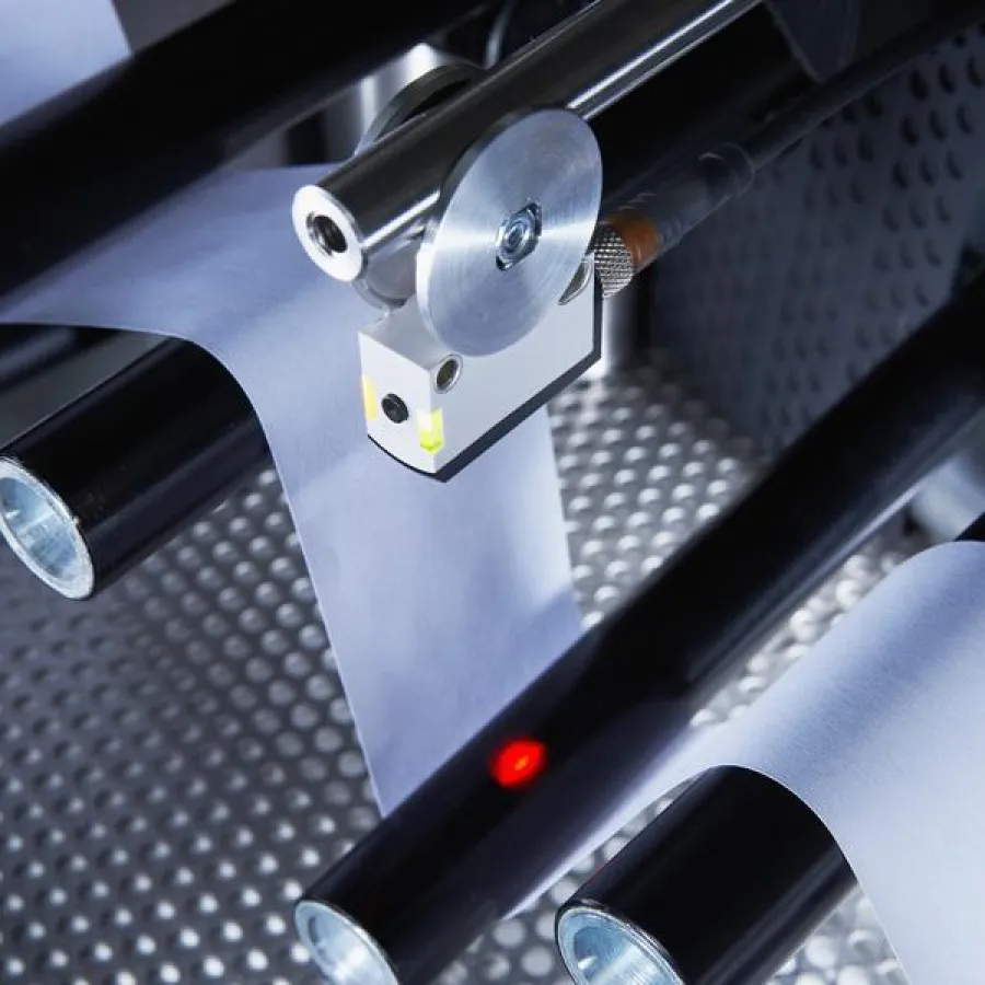 Miniatur-Abstandssensor mit hoher Wiederholgenauigkeit