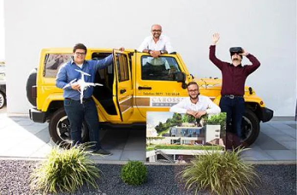 Bild: Neue Mediengestalter beschlagnahmen Firmenwagen für Marketingzwecke