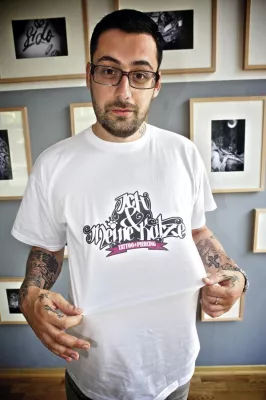 Bild: Deutsche Rapper-Ikone Sido eröffnet eigenes Tattoo-Studio