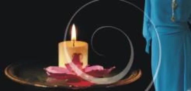 Bild: Charity-Event - Abendmode bei Kir Royal und Kerzenschein