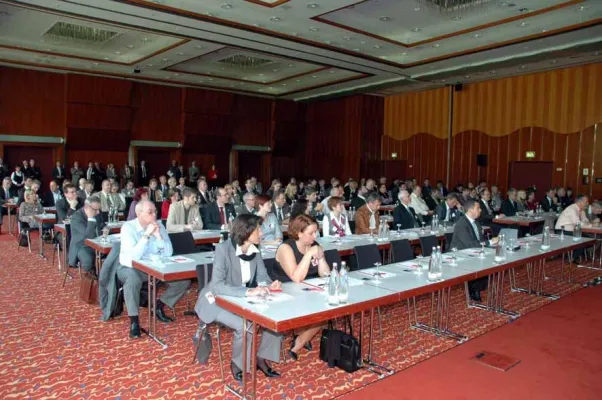 Newsflash für ERP-Anwender - 12. oxaion Outside in Bad Neuenahr Bild: Newsflash für ERP-Anwender - 12. oxaion Outside in Bad Neuenahr