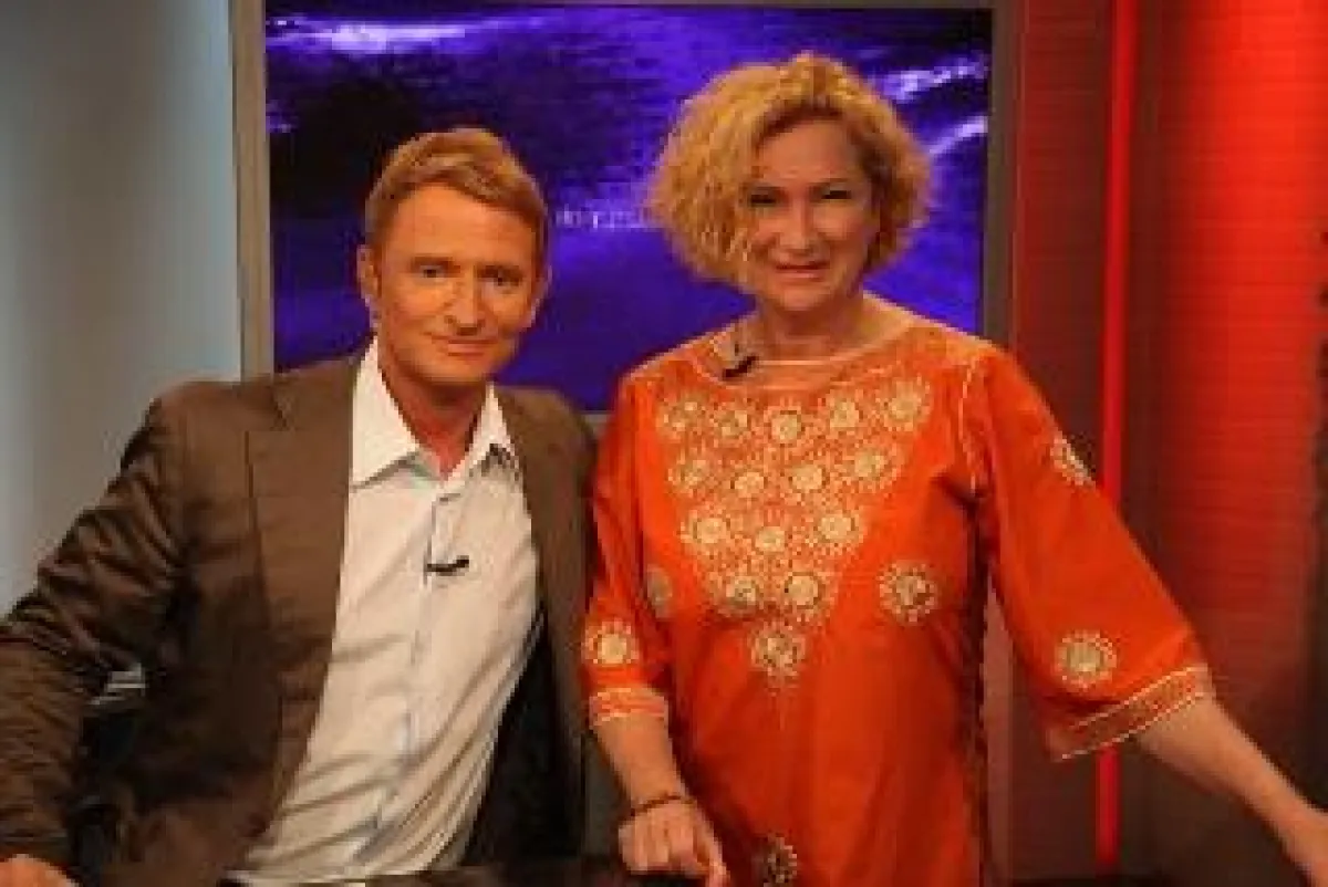 Comedy Star Gabi Decker und Moderator Bernd Schumacher