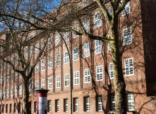 Bild: RREM vermietet an Roland Berger - 1.050m² für digitalen Hub in Berlin-Kreuzberg