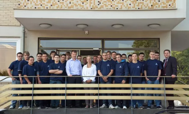 Bild: Dr. Starck-Unternehmensgruppe begrüßt 22 neue Auszubildende