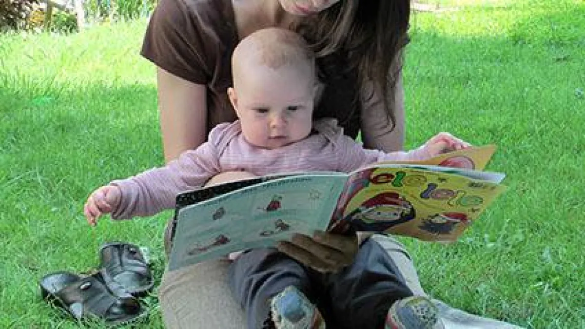 Babys lesen Nele Lele