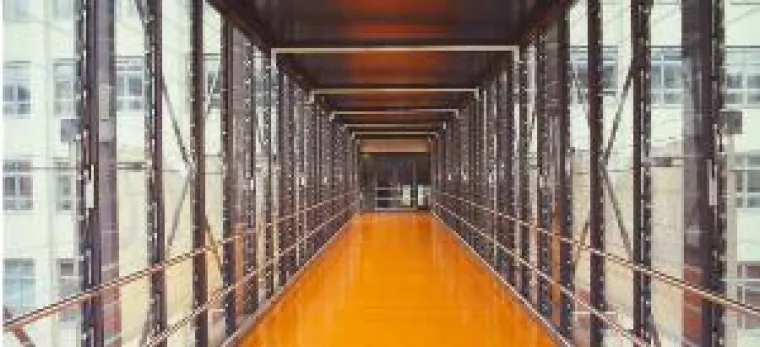 EuroLam Ganzglas-System SK30 besticht mit einer Schlagregendichtigkeit 6A Bild: EuroLam Ganzglas-System SK30 besticht mit einer Schlagregendichtigkeit 6A