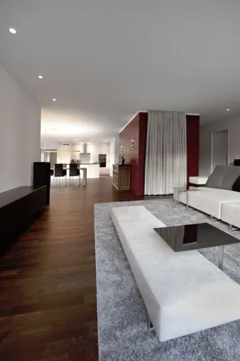 Bild: Beleuchtungslösungen mit LED für Geschäfts- und Wohnraum