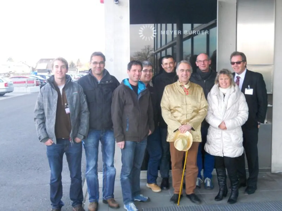 Erfolgreich abgeschlossen: die Solartechniker bei ABZ-SUiSSE