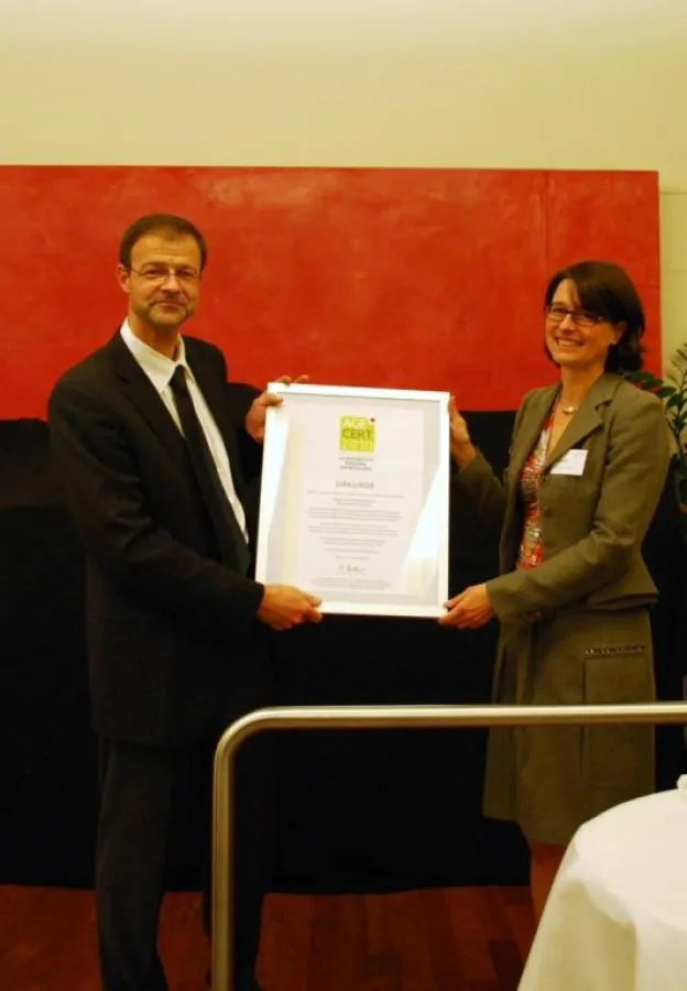 Dr. Petra Becker (Vorstand der Becker Stiftung) und Jens Herdam (DRV Braunschweig-Hannover)