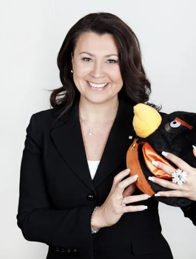 Johanna Ikäheimo erhielt Verdienstmedaille der Zentralen Handelskammer Finnlands Bild: Johanna Ikäheimo erhielt Verdienstmedaille der Zentralen Handelskammer Finnlands
