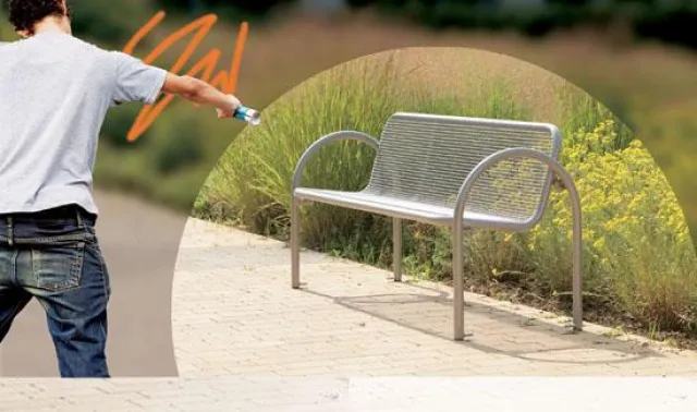 Bild: Graffiti leicht entfernen - wartungsfreies Stadtmobiliar von Erlau