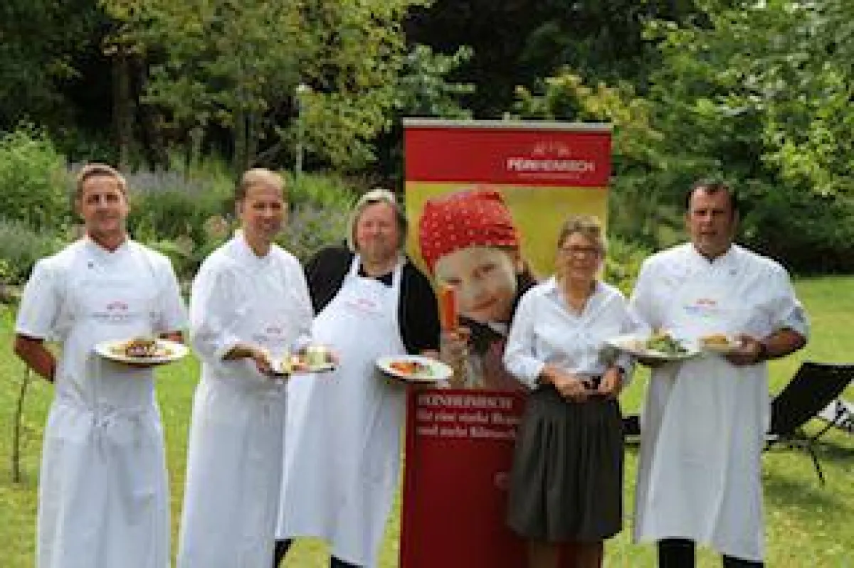 Küchenchefs: Nico Mordhorst, Volker Specht, Jochen Strehler, Angela Schulze-Hamann, Cartsen Ott
