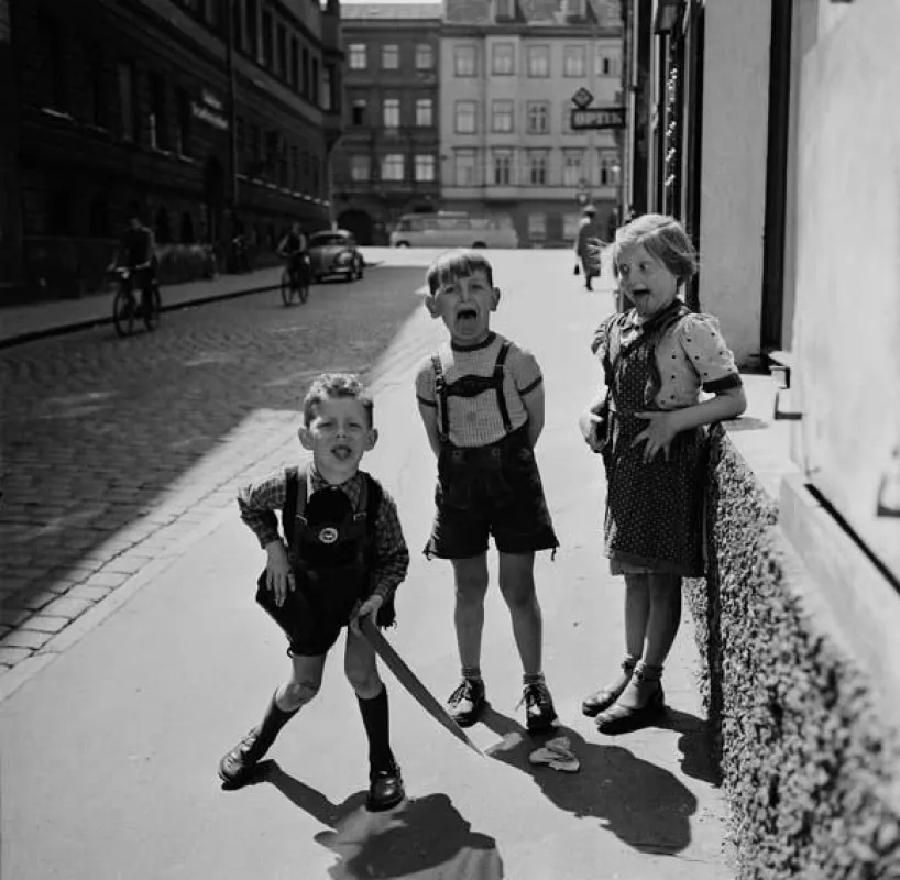 Bill Perlmutter_OpenWide, Germany, 1955