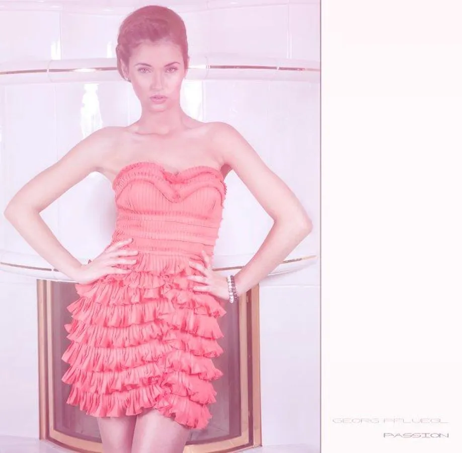 Marina Djordjevic by Georg Pflügl