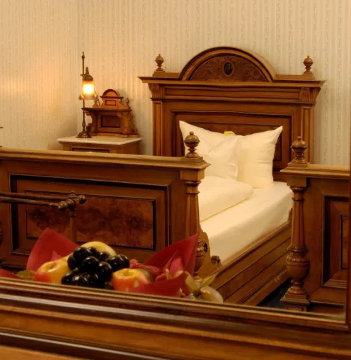 Bild: Wohnen wie die Promis von damals im Romantik-Jugendstilhotel Bellevue