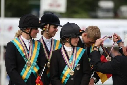 Gold und Bronze für Deutschland bei Vielseitigkeits-EM der Jungen Reiter Bild: Gold und Bronze für Deutschland bei Vielseitigkeits-EM der Jungen Reiter