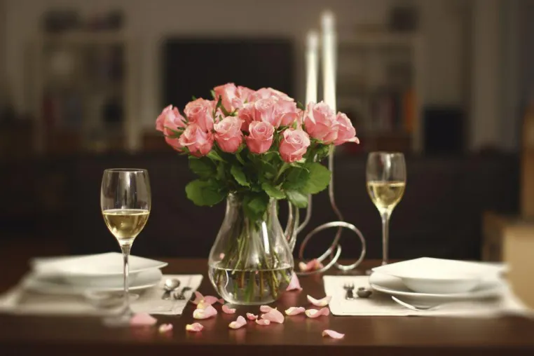 Bild: Liebe geht durch den Magen: Das perfekte Menü zum Valentinstag exklusiv von Kochzauber und BLOOMY DAYS
