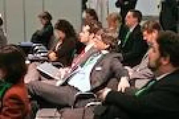 Bild: NanoSolutions 2007: Europas größte Fachmesse für Nanoanwendungen fand erstmalig in Frankfurt statt