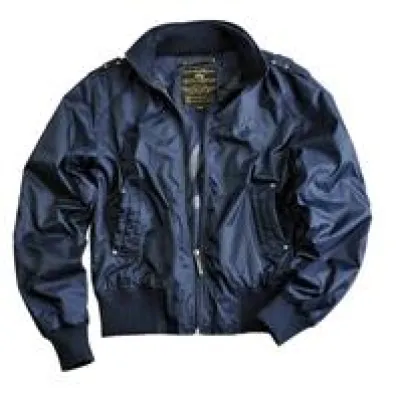 Bild: Durchstarten leicht gemacht mit den neuen Flight-Jacket-Modellen von Alpha Industries