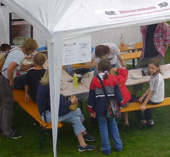 Dinoraeum Sommerfest 2007 - Ein Familienspaß nicht nur für Kinder Bild: Dinoraeum Sommerfest 2007 - Ein Familienspaß nicht nur für Kinder